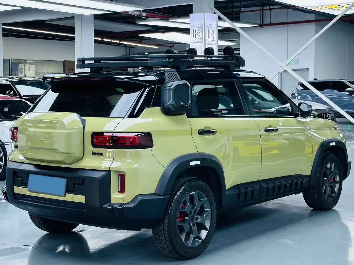 2025 Geely Cowboy 1.5T 181HP L4 7DCT,autocango,china used car exporter,china ev exporter,chinese used car exporter,chinese used ev exporter