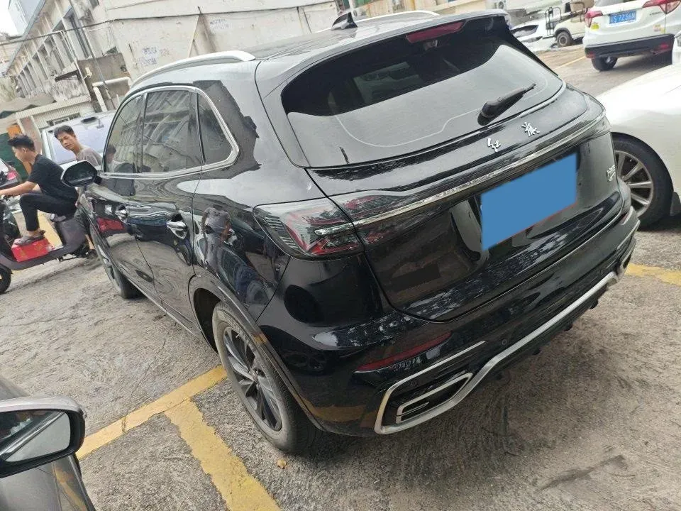 2023 HongQi HS5 2.0T 252HP L4 8AT,autocango,china used car exporter,china ev exporter,chinese used car exporter,chinese used ev exporter