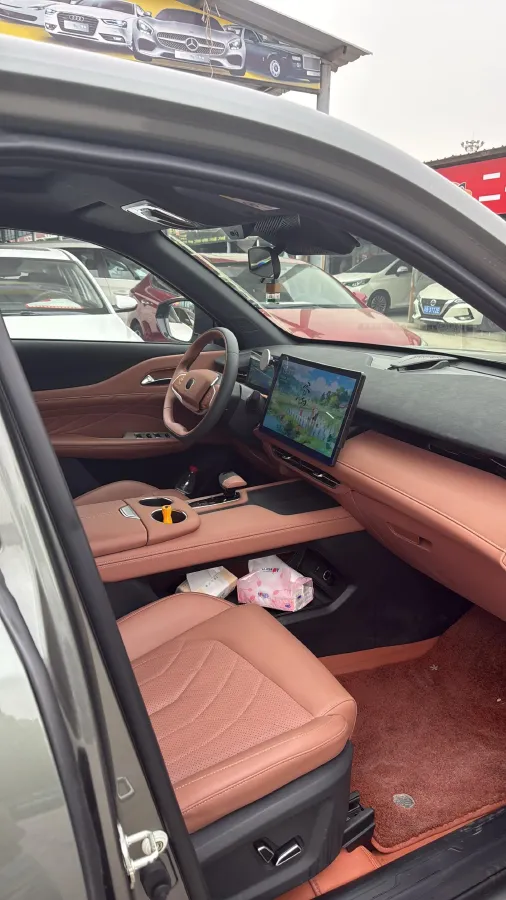 2024 ChangAn UNI-Z 1.5L 98HP L4 E-CVT PHEV 18.4KWH,autocango,china used car exporter,china ev exporter,chinese used car exporter,chinese used ev exporter