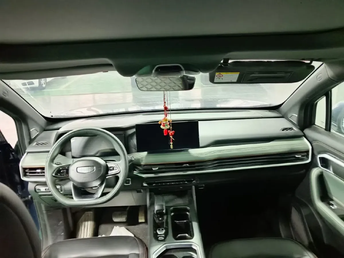 2023 Geely Okavango L 2.0T 218HP L4 7DCT,autocango,china used car exporter,china ev exporter,chinese used car exporter,chinese used ev exporter