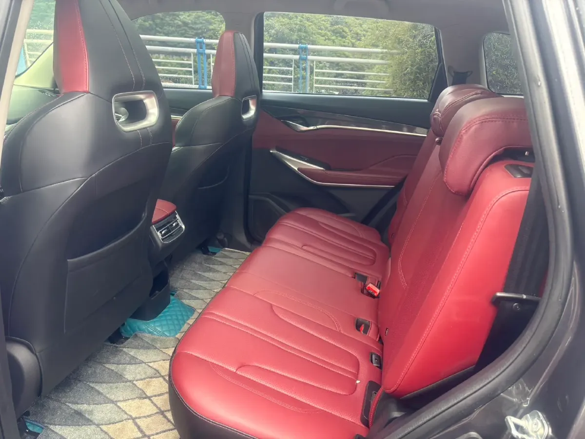 2020 ChangAn CS75 Plus 2.0T 233HP L4 8AT,autocango,china used car exporter,china ev exporter,chinese used car exporter,chinese used ev exporter