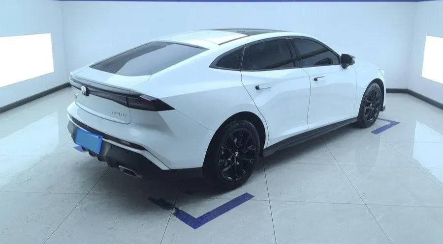 2024 ChangAn UNI-V 1.5T 188HP L4 7DCT,autocango,china used car exporter,china ev exporter,chinese used car exporter,chinese used ev exporter