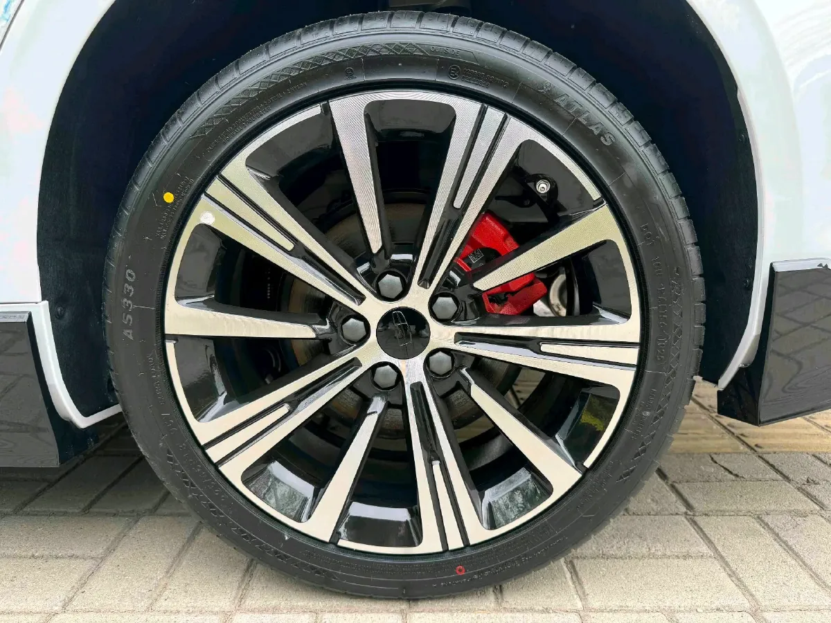 2025 Geely Preface 1.5T 181HP L4 7DCT,autocango,china used car exporter,china ev exporter,chinese used car exporter,chinese used ev exporter