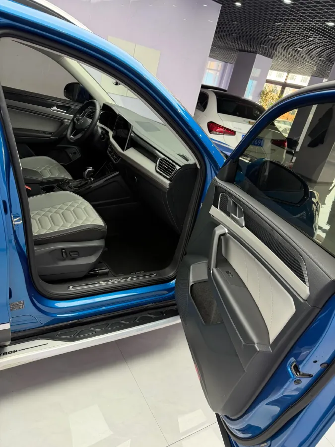 2023 Volkswagen Tayron 1.4T 150HP L4 7DCT,autocango,china used car exporter,china ev exporter,chinese used car exporter,chinese used ev exporter