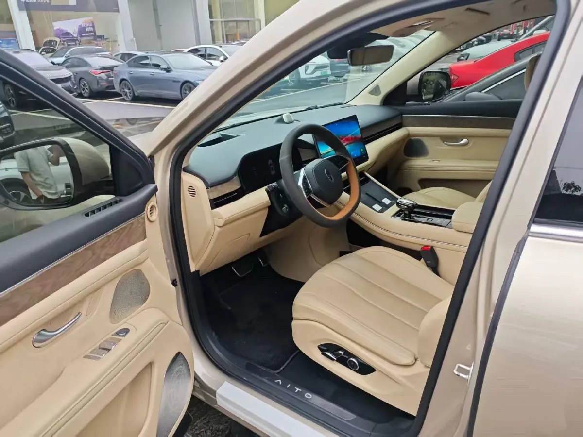 2022 Volvo S60 2.0T 197HP L4 8AT,autocango,china used car exporter,china ev exporter,chinese used car exporter,chinese used ev exporter