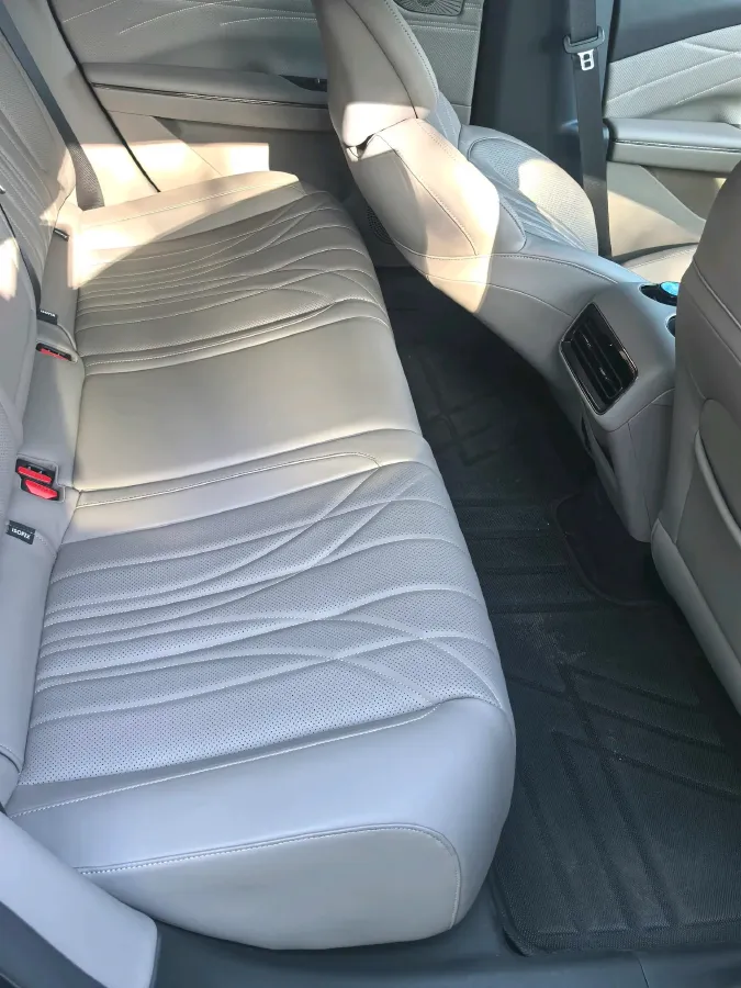 2025 Geely Galaxy Starshine 8 1.5L 112HP L4 1DHT PHEV,autocango,china used car exporter,china ev exporter,chinese used car exporter,chinese used ev exporter