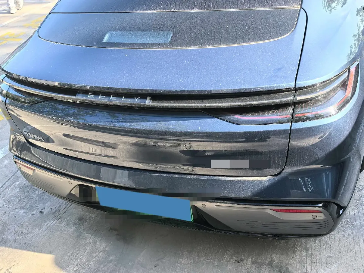 2025 Geely Galaxy Starshine 8 1.5L 112HP L4 1DHT PHEV,autocango,china used car exporter,china ev exporter,chinese used car exporter,chinese used ev exporter