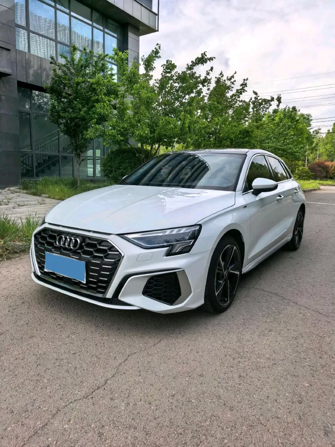 2024 Audi A3 1.4T 150HP L4 7DCT,autocango,china used car exporter,china ev exporter,chinese used car exporter,chinese used ev exporter