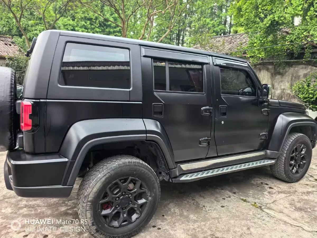 2023 Beijing BJ40 2.0T 163HP L4 8AT,autocango,china used car exporter,china ev exporter,chinese used car exporter,chinese used ev exporter