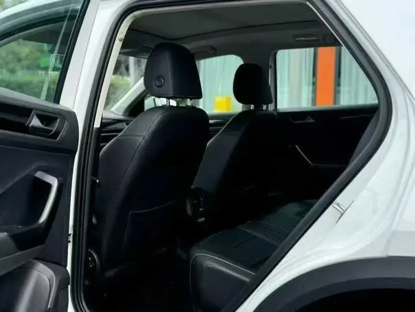 2019 Volkswagen T-Roc 1.4T 150HP L4 7DCT,autocango,china used car exporter,china ev exporter,chinese used car exporter,chinese used ev exporter