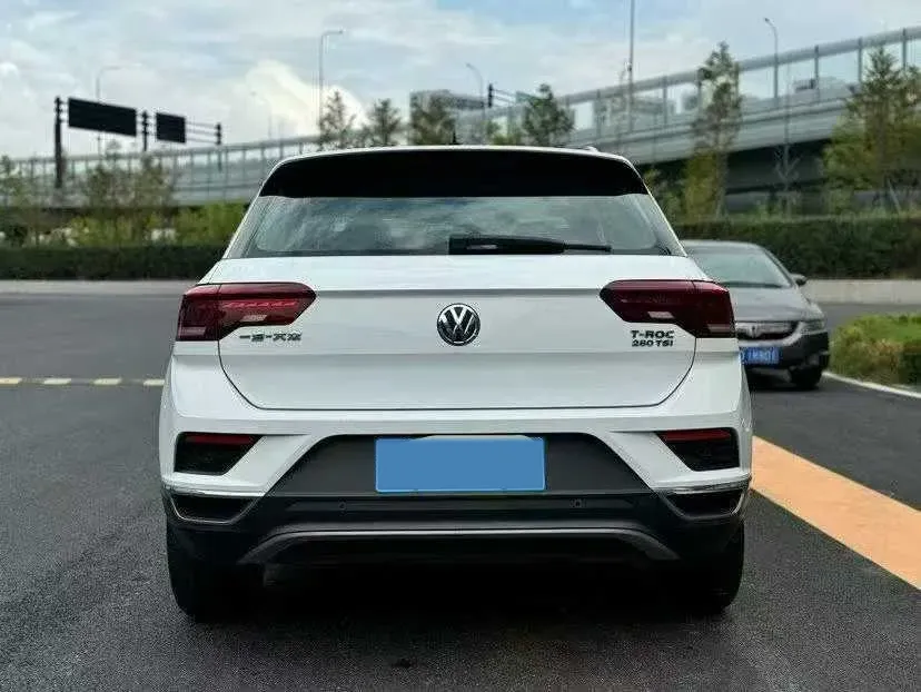 2019 Volkswagen T-Roc 1.4T 150HP L4 7DCT,autocango,china used car exporter,china ev exporter,chinese used car exporter,chinese used ev exporter
