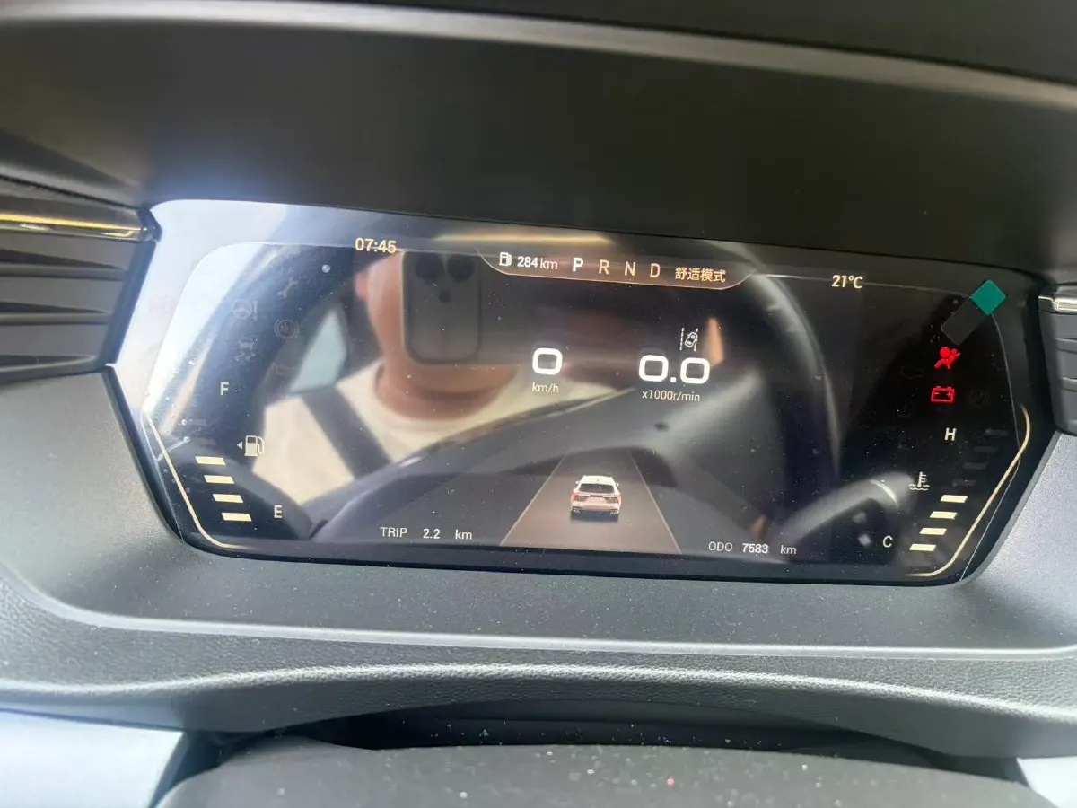 2023 ChangAn Oshan X7 Plus 1.5T 188HP L4 7DCT,autocango,china used car exporter,china ev exporter,chinese used car exporter,chinese used ev exporter