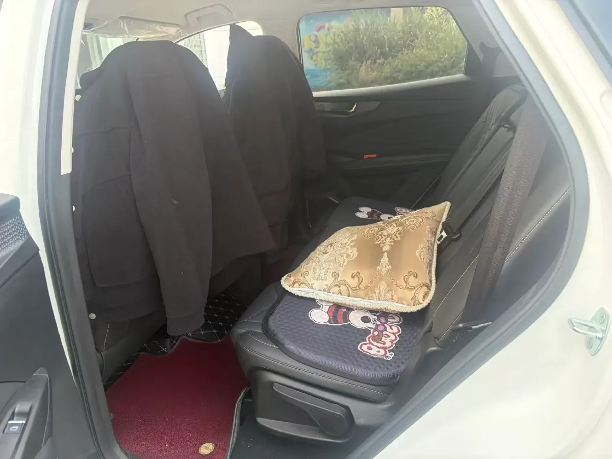 2023 ChangAn Oshan X7 Plus 1.5T 188HP L4 7DCT,autocango,china used car exporter,china ev exporter,chinese used car exporter,chinese used ev exporter