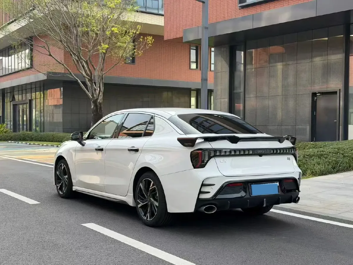 2025 LYNK&CO 03 1.5T 181HP L4 7DCT,autocango,china used car exporter,china ev exporter,chinese used car exporter,chinese used ev exporter