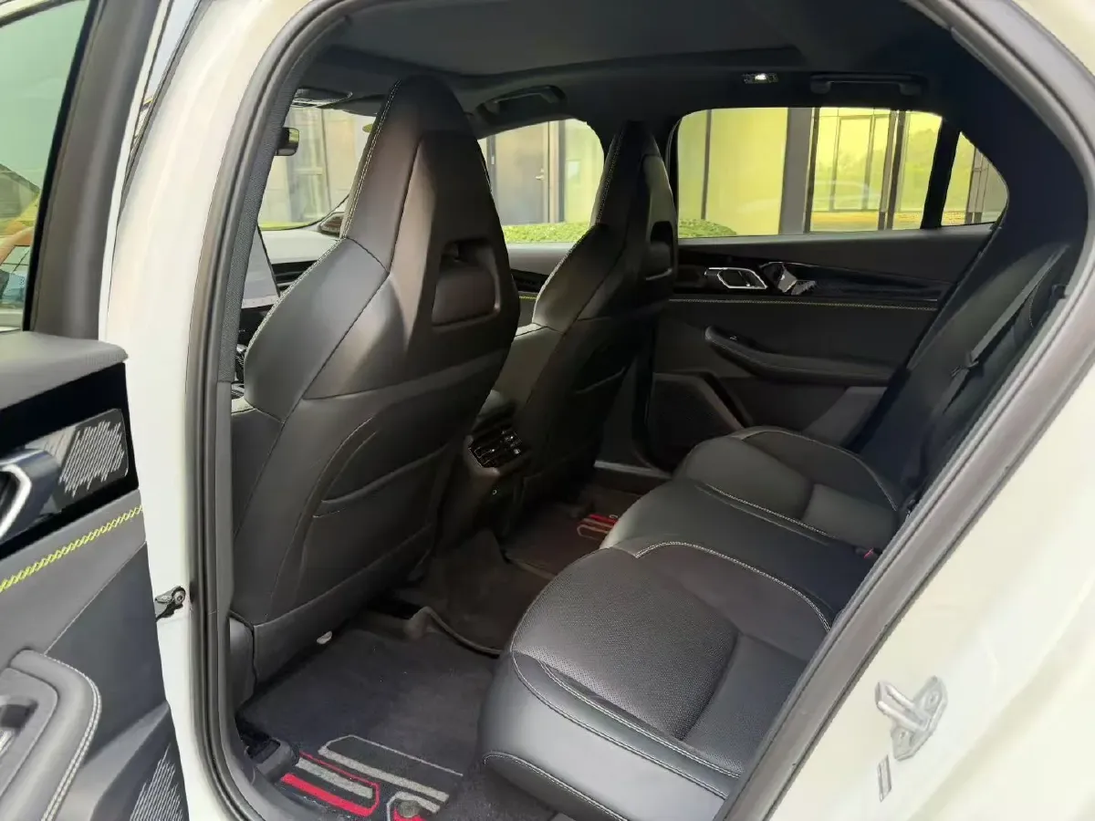 2025 LYNK&CO 03 1.5T 181HP L4 7DCT,autocango,china used car exporter,china ev exporter,chinese used car exporter,chinese used ev exporter