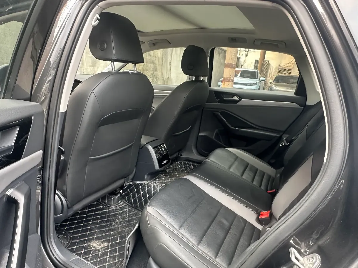 2021 Volkswagen Sagitar 1.4T 150HP L4 7DCT,autocango,china used car exporter,china ev exporter,chinese used car exporter,chinese used ev exporter