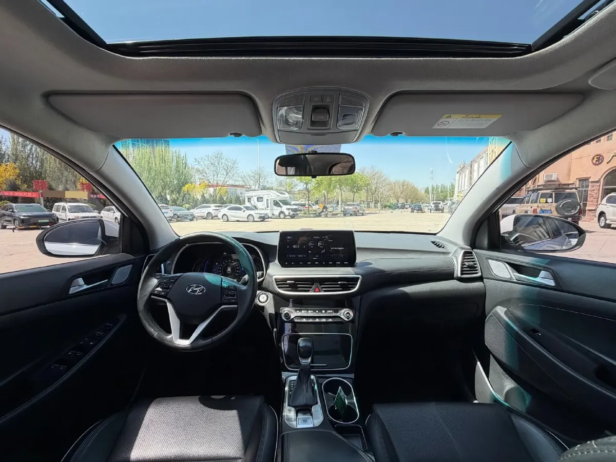 2020 Hyundai Tucson 1.6T 177HP L4 7DCT,autocango,china used car exporter,china ev exporter,chinese used car exporter,chinese used ev exporter