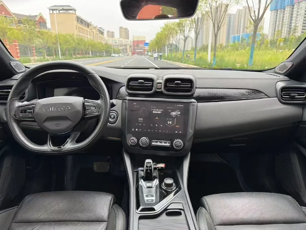 2022 LYNK&CO 03 2.0T 190HP L4 7DCT,autocango,china used car exporter,china ev exporter,chinese used car exporter,chinese used ev exporter