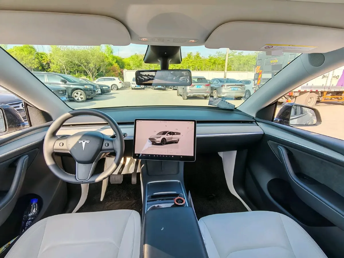 2022 Tesla Model Y BEV 60KWH,autocango,china used car exporter,china ev exporter,chinese used car exporter,chinese used ev exporter