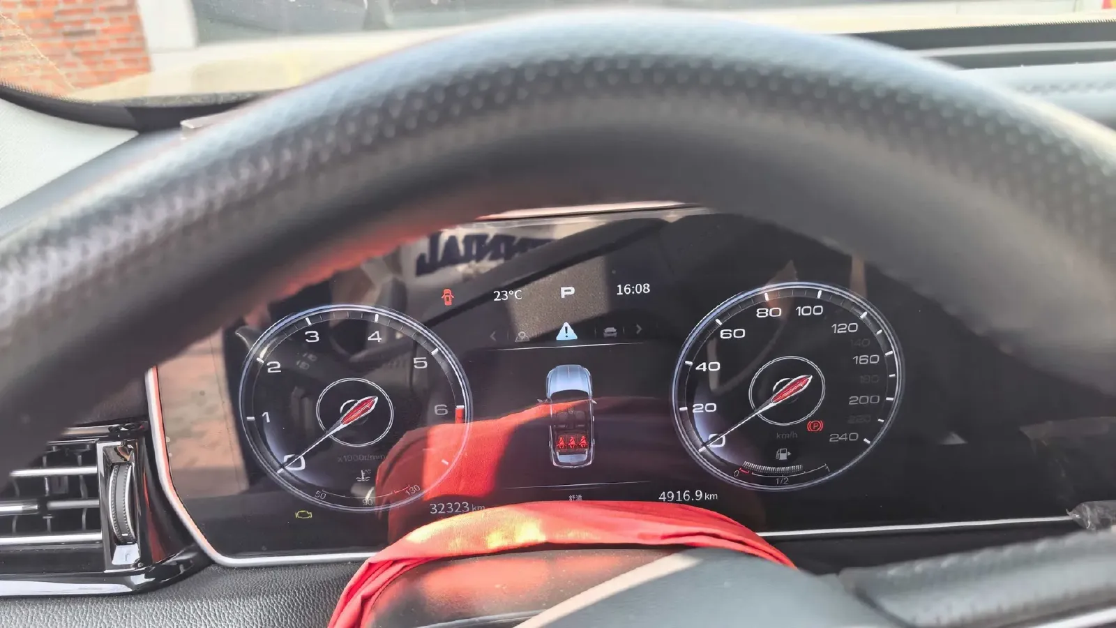 2022 HongQi HS5 2.0T 224HP L4 6AT,autocango,china used car exporter,china ev exporter,chinese used car exporter,chinese used ev exporter