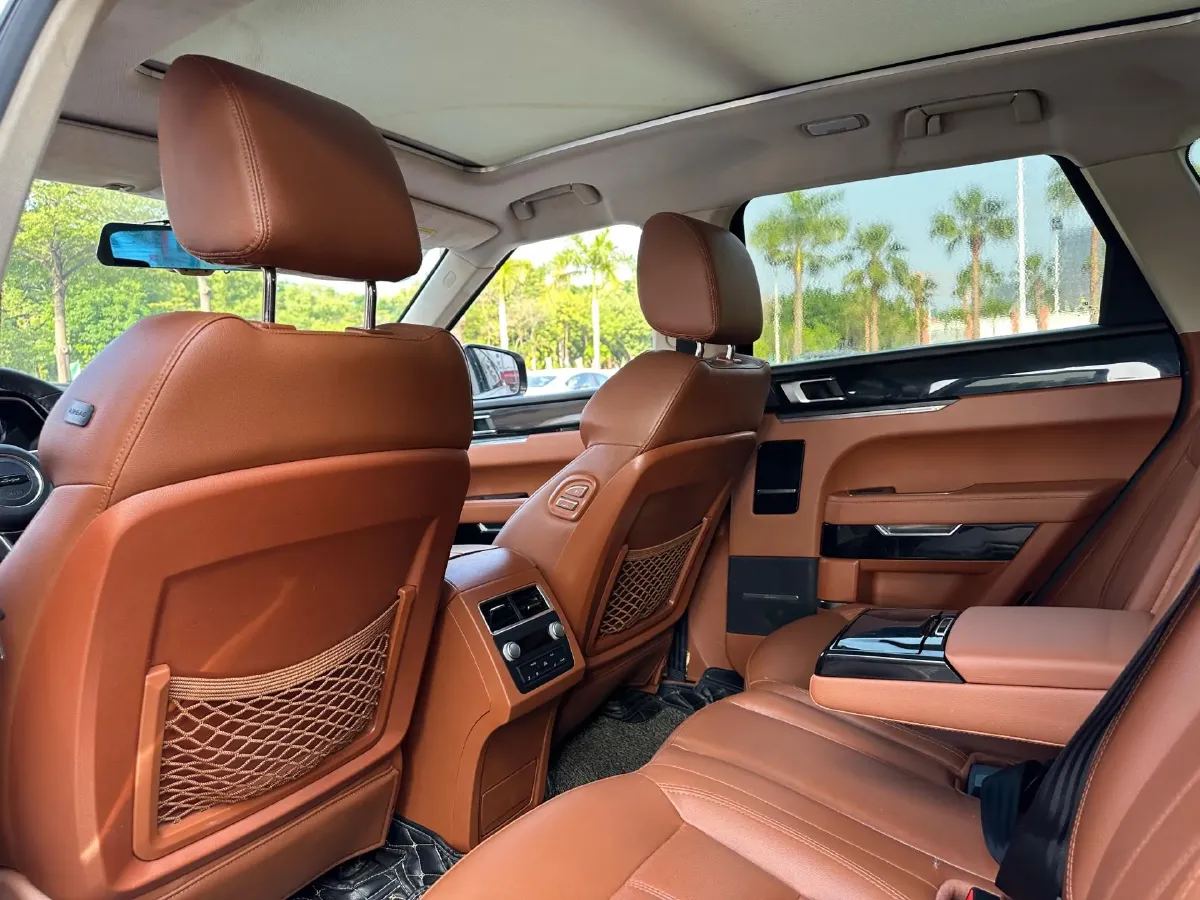 2017 Zotye T700 1.8T 177HP L4 6DCT,autocango,china used car exporter,china ev exporter,chinese used car exporter,chinese used ev exporter