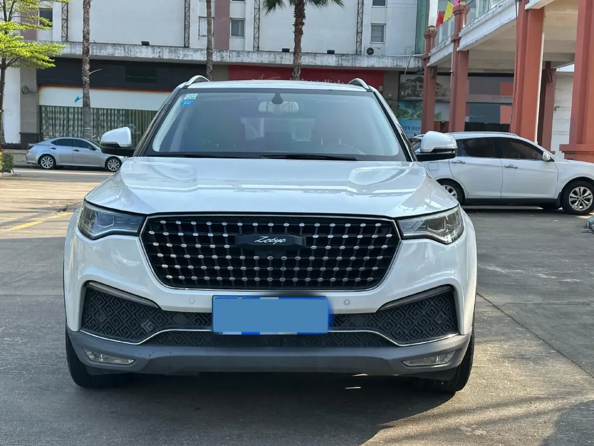 2017 Zotye T700 1.8T 177HP L4 6DCT,autocango,china used car exporter,china ev exporter,chinese used car exporter,chinese used ev exporter