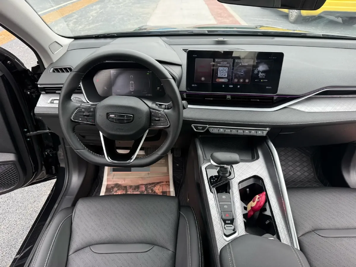 2021 Geely Preface 2.0T 190HP L4 7DCT,autocango,china used car exporter,china ev exporter,chinese used car exporter,chinese used ev exporter