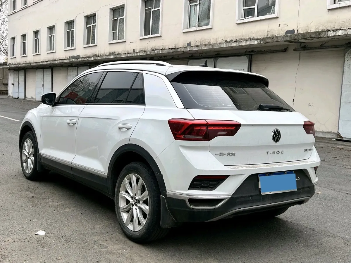 2021 Volkswagen T-Roc 1.4T 150HP L4 7DCT,autocango,china used car exporter,china ev exporter,chinese used car exporter,chinese used ev exporter