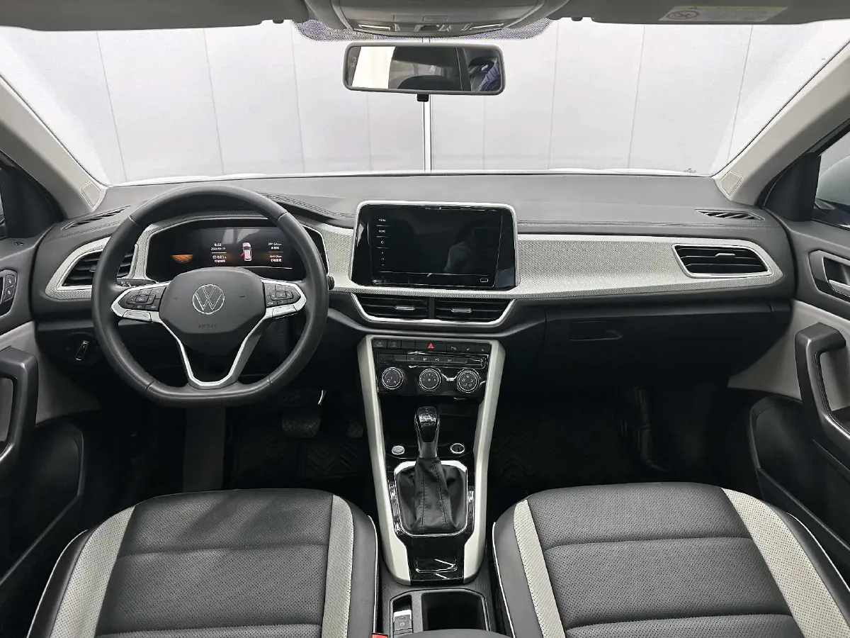 2023 Volkswagen T-Roc 1.4T 150HP L4 7DCT,autocango,china used car exporter,china ev exporter,chinese used car exporter,chinese used ev exporter