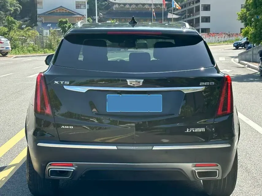 2022 Cadillac XT5 2.0T 237HP L4 9AT,autocango,china used car exporter,china ev exporter,chinese used car exporter,chinese used ev exporter