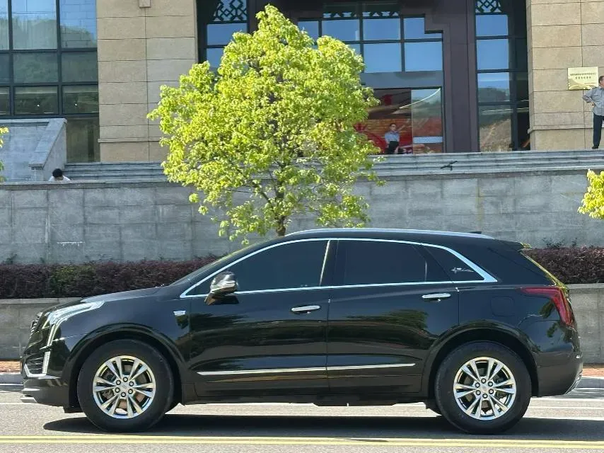 2022 Cadillac XT5 2.0T 237HP L4 9AT,autocango,china used car exporter,china ev exporter,chinese used car exporter,chinese used ev exporter
