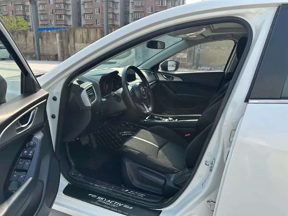 2017 Mazda 3 Axela 1.5L 117HP L4 6AT,autocango,china used car exporter,china ev exporter,chinese used car exporter,chinese used ev exporter