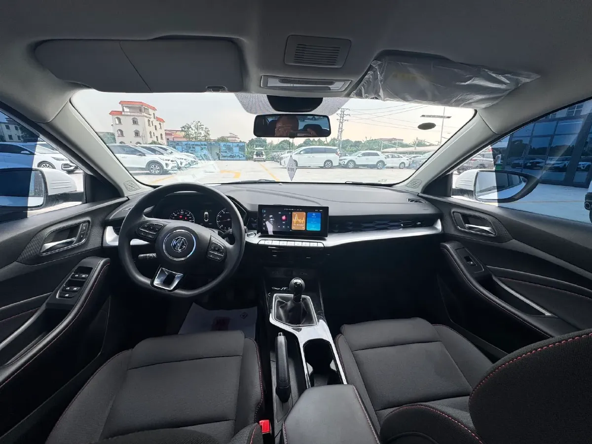 2023 MG 5 1.5L 129HP L4 5MT,autocango,china used car exporter,china ev exporter,chinese used car exporter,chinese used ev exporter