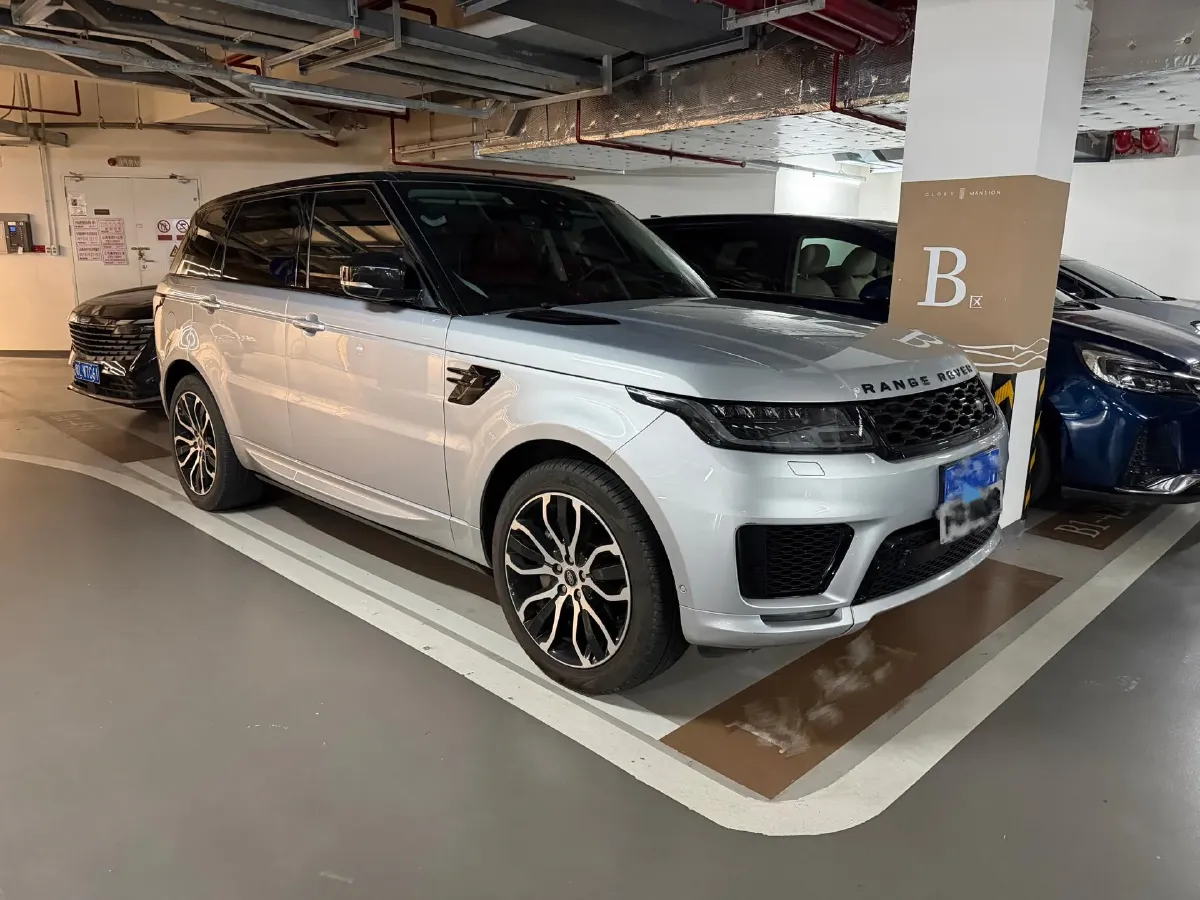 2022 Land Rover Range Rover Sport 3.0T 360HP L6 8AT,autocango,china used car exporter,china ev exporter,chinese used car exporter,chinese used ev exporter