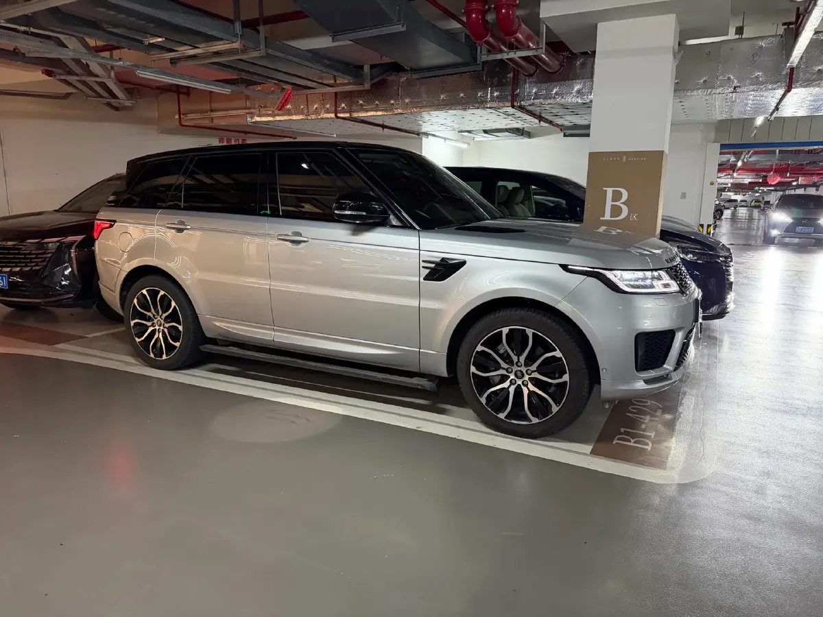 2022 Land Rover Range Rover Sport 3.0T 360HP L6 8AT,autocango,china used car exporter,china ev exporter,chinese used car exporter,chinese used ev exporter