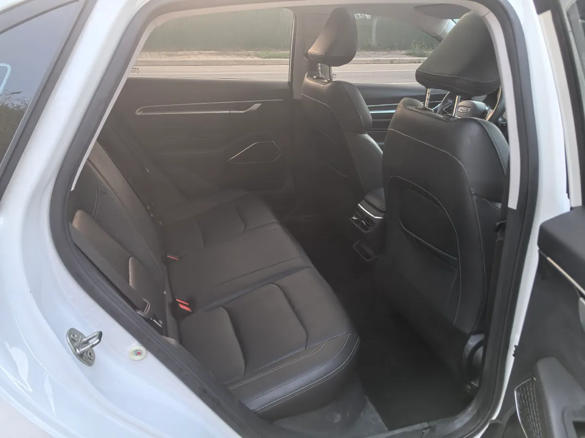 2022 Geely Emgrand 1.5L 114HP L4 CVT,autocango,china used car exporter,china ev exporter,chinese used car exporter,chinese used ev exporter