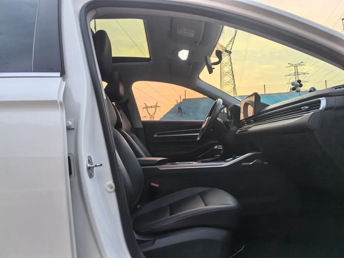 2022 Geely Emgrand 1.5L 114HP L4 CVT,autocango,china used car exporter,china ev exporter,chinese used car exporter,chinese used ev exporter