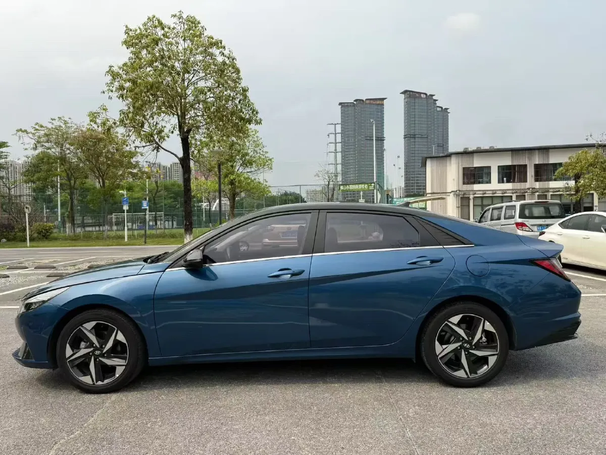 2021 Hyundai Elantra 1.5L 115HP L4 CVT,autocango,china used car exporter,china ev exporter,chinese used car exporter,chinese used ev exporter