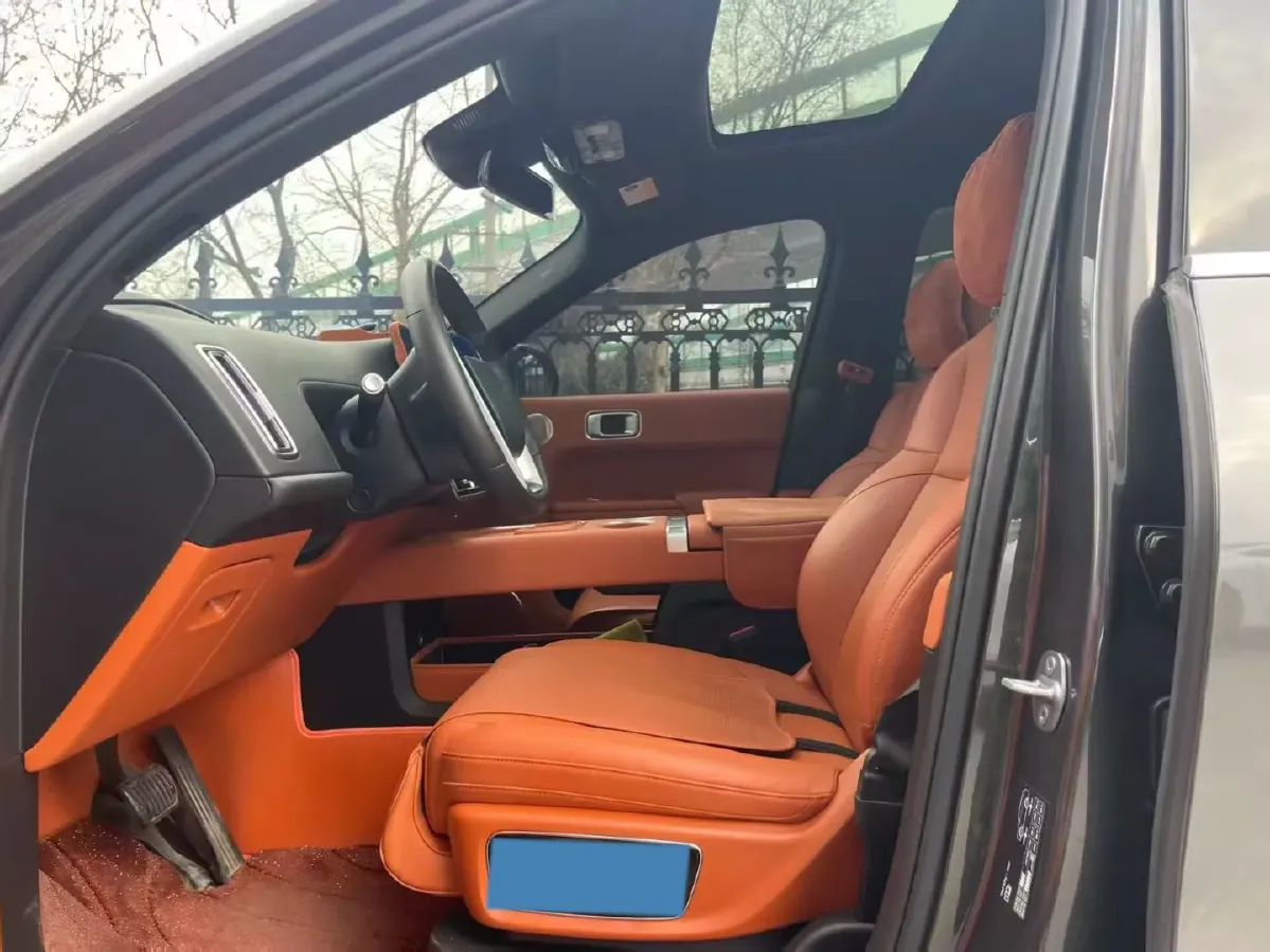 2023 Li L7 Range Extended 154HP REEV 40.9KWH,autocango,china used car exporter,china ev exporter,chinese used car exporter,chinese used ev exporter