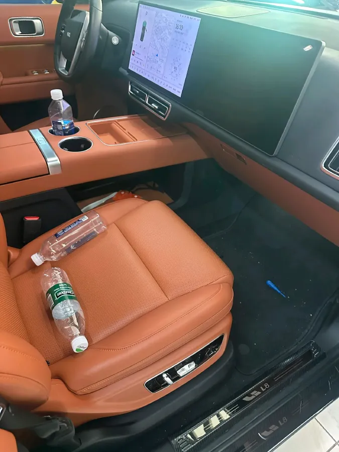 2023 Li L8 Range Extended 154HP REEV 40.9KWH,autocango,china used car exporter,china ev exporter,chinese used car exporter,chinese used ev exporter