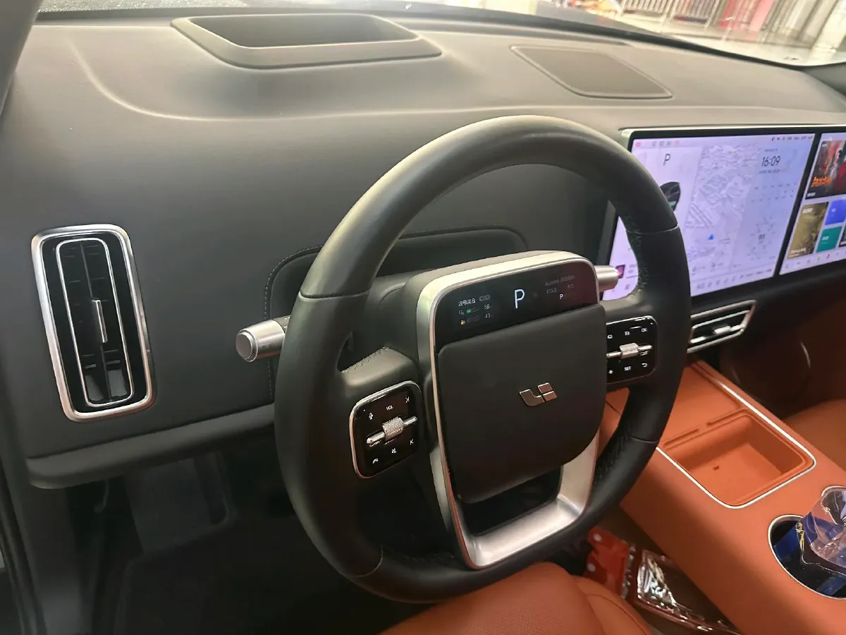 2023 Li L8 Range Extended 154HP REEV 40.9KWH,autocango,china used car exporter,china ev exporter,chinese used car exporter,chinese used ev exporter