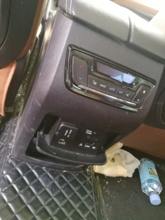 2017 MAXUS D90 2.0T 224HP L4 6AT,autocango,china used car exporter,china ev exporter,chinese used car exporter,chinese used ev exporter