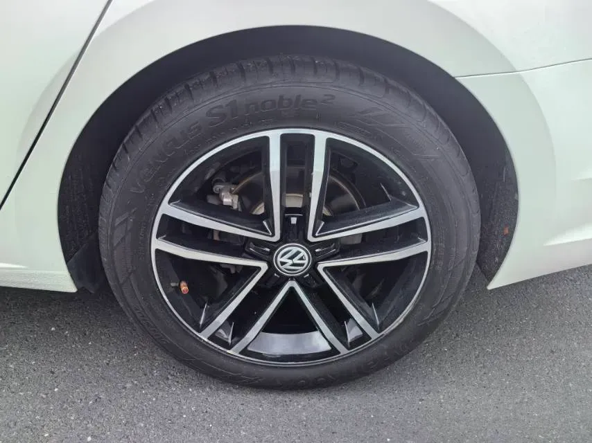 2019 Volkswagen Passat 1.4T 150HP L4 7DCT,autocango,china used car exporter,china ev exporter,chinese used car exporter,chinese used ev exporter