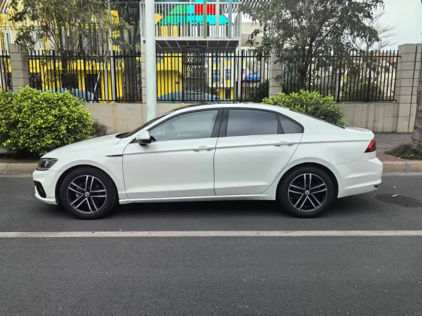 2019 Volkswagen Passat 1.4T 150HP L4 7DCT,autocango,china used car exporter,china ev exporter,chinese used car exporter,chinese used ev exporter