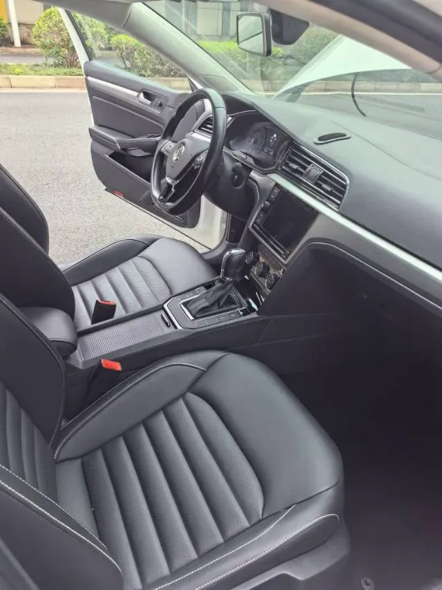 2019 Volkswagen Passat 1.4T 150HP L4 7DCT,autocango,china used car exporter,china ev exporter,chinese used car exporter,chinese used ev exporter
