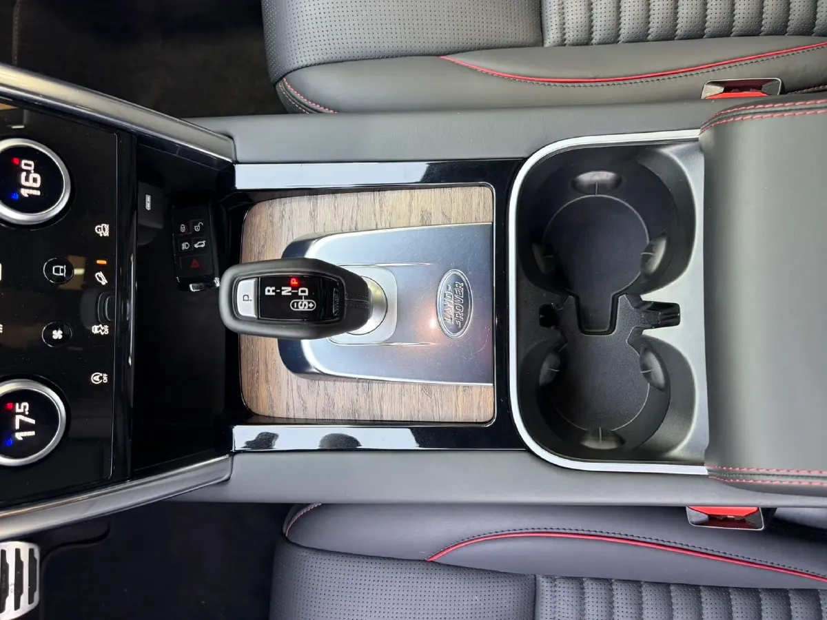 2021 Land Rover Discovery Sport 2.0T 249HP L4 9AT,autocango,china used car exporter,china ev exporter,chinese used car exporter,chinese used ev exporter