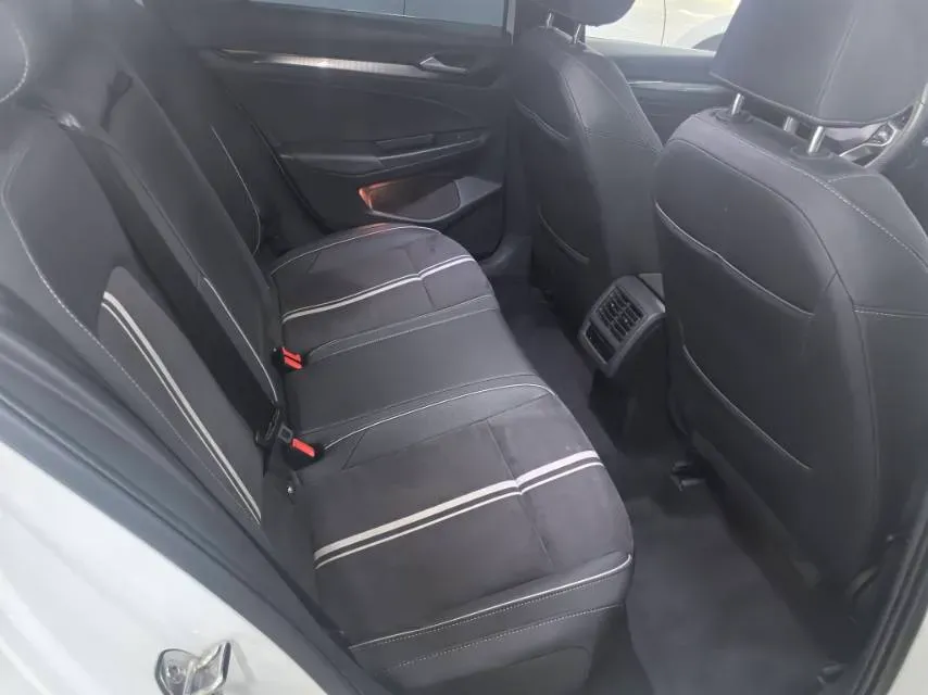 2023 Volkswagen Golf 1.4T 150HP L4 7DCT,autocango,china used car exporter,china ev exporter,chinese used car exporter,chinese used ev exporter