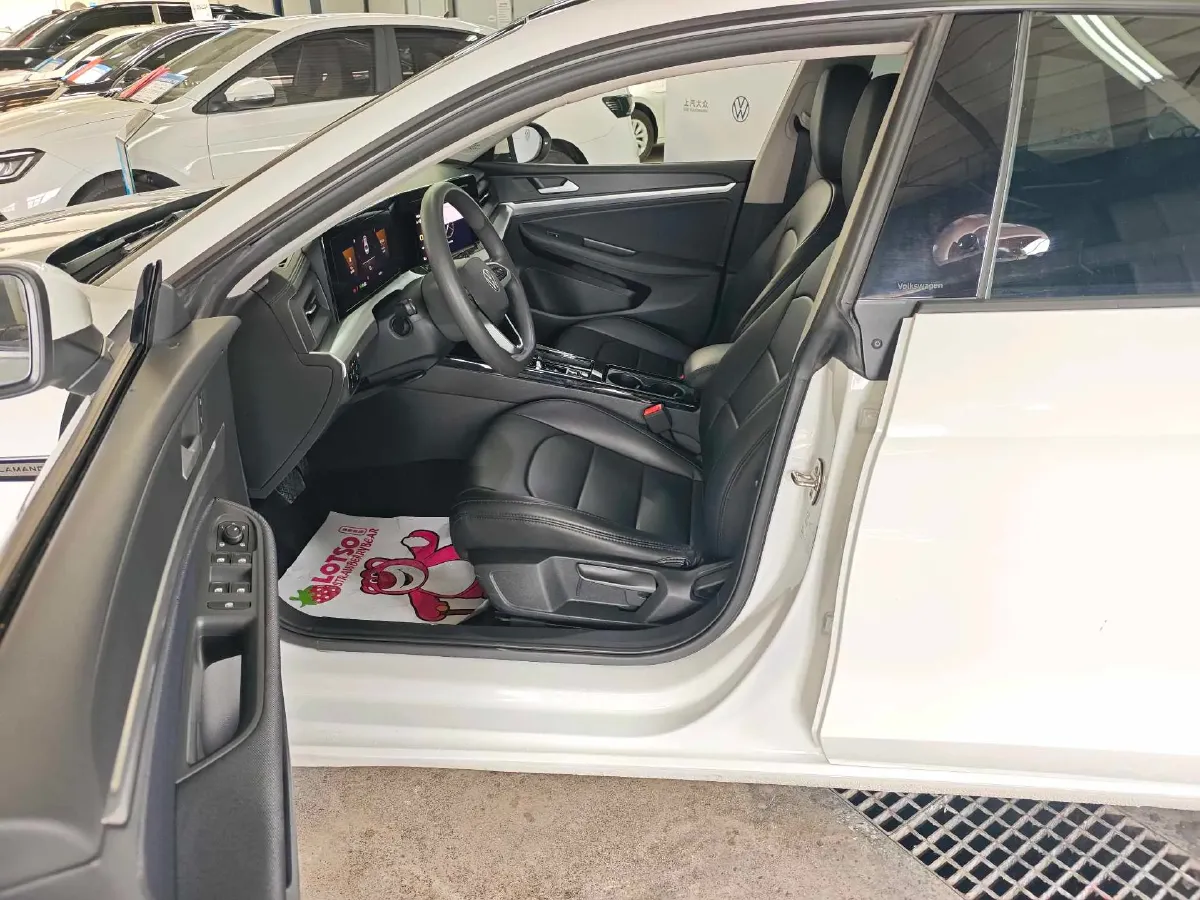 2024 Volkswagen Lamando 1.2T 116HP L4 7DCT,autocango,china used car exporter,china ev exporter,chinese used car exporter,chinese used ev exporter