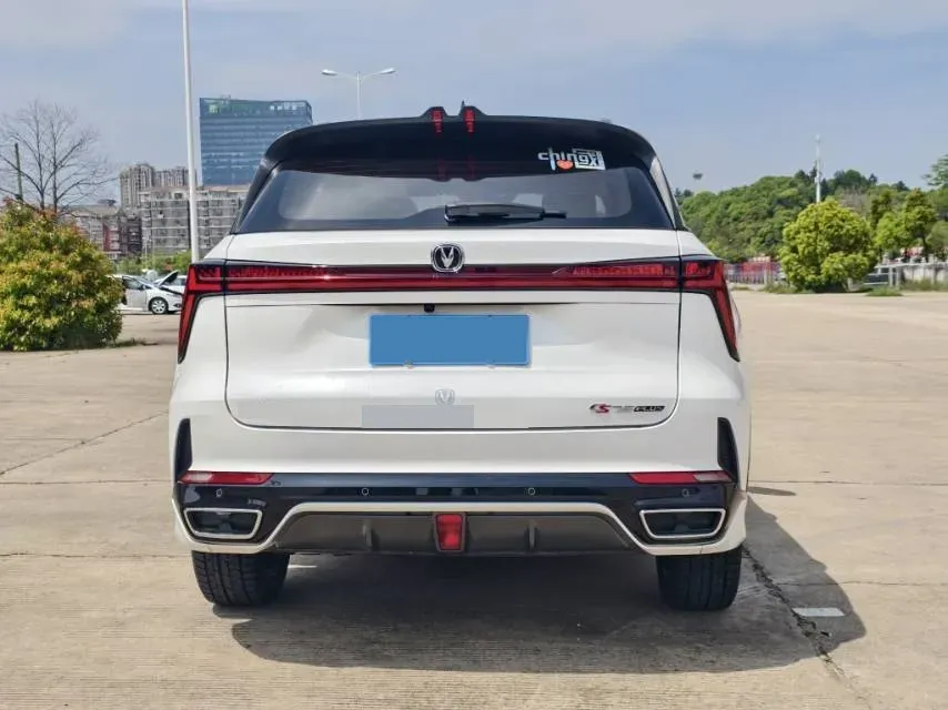 2024 ChangAn CS75 Plus 1.5T 188HP L4 8AT,autocango,china used car exporter,china ev exporter,chinese used car exporter,chinese used ev exporter