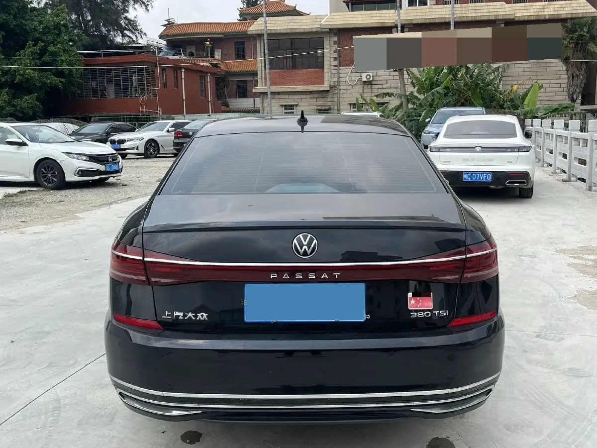 2024 Volkswagen Passat 2.0T 220HP L4 7DCT,autocango,china used car exporter,china ev exporter,chinese used car exporter,chinese used ev exporter